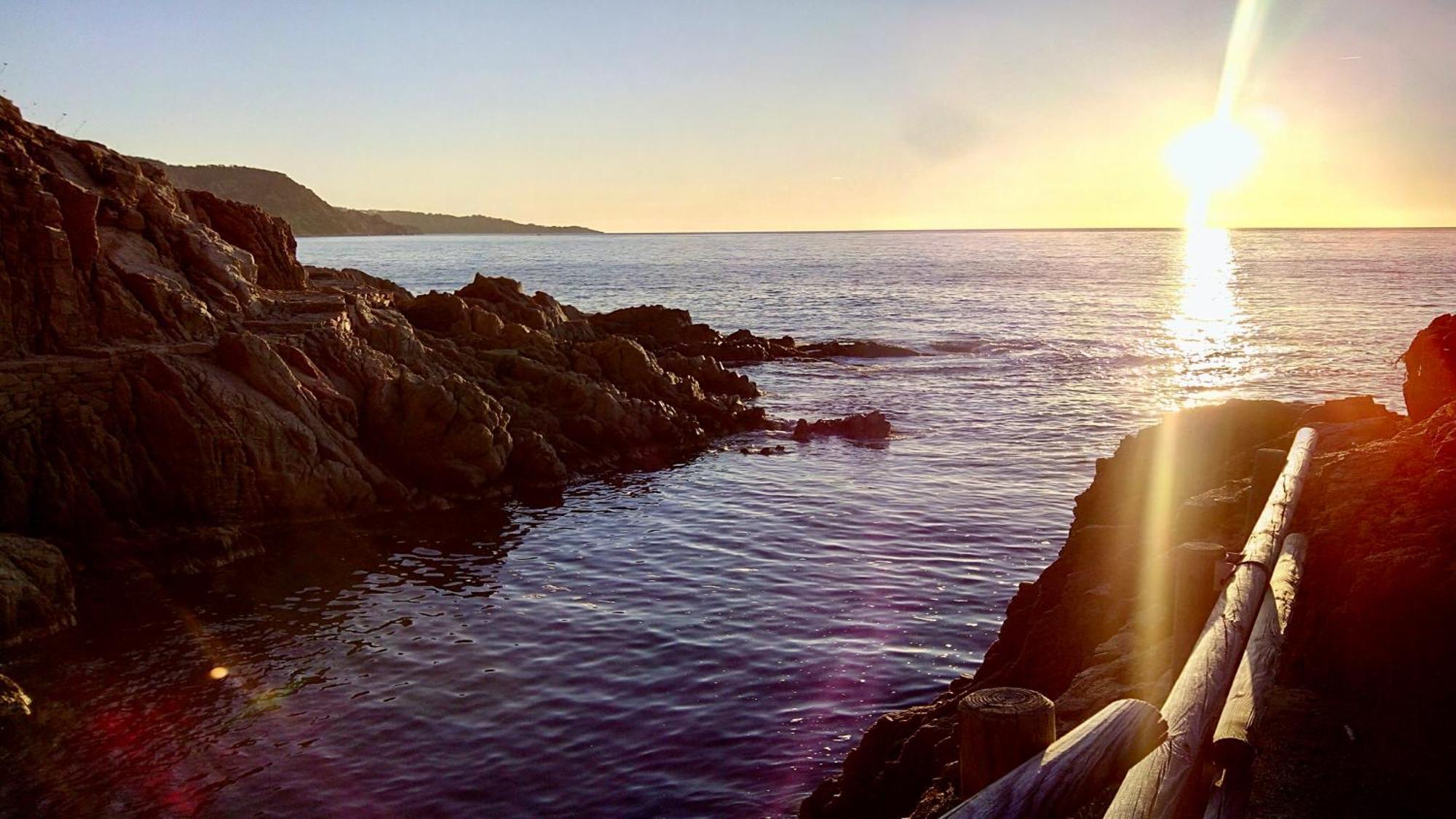 ⭑ Sea Views + Private Beach. What Else? ⭑ Тосса-де-Мар Экстерьер фото